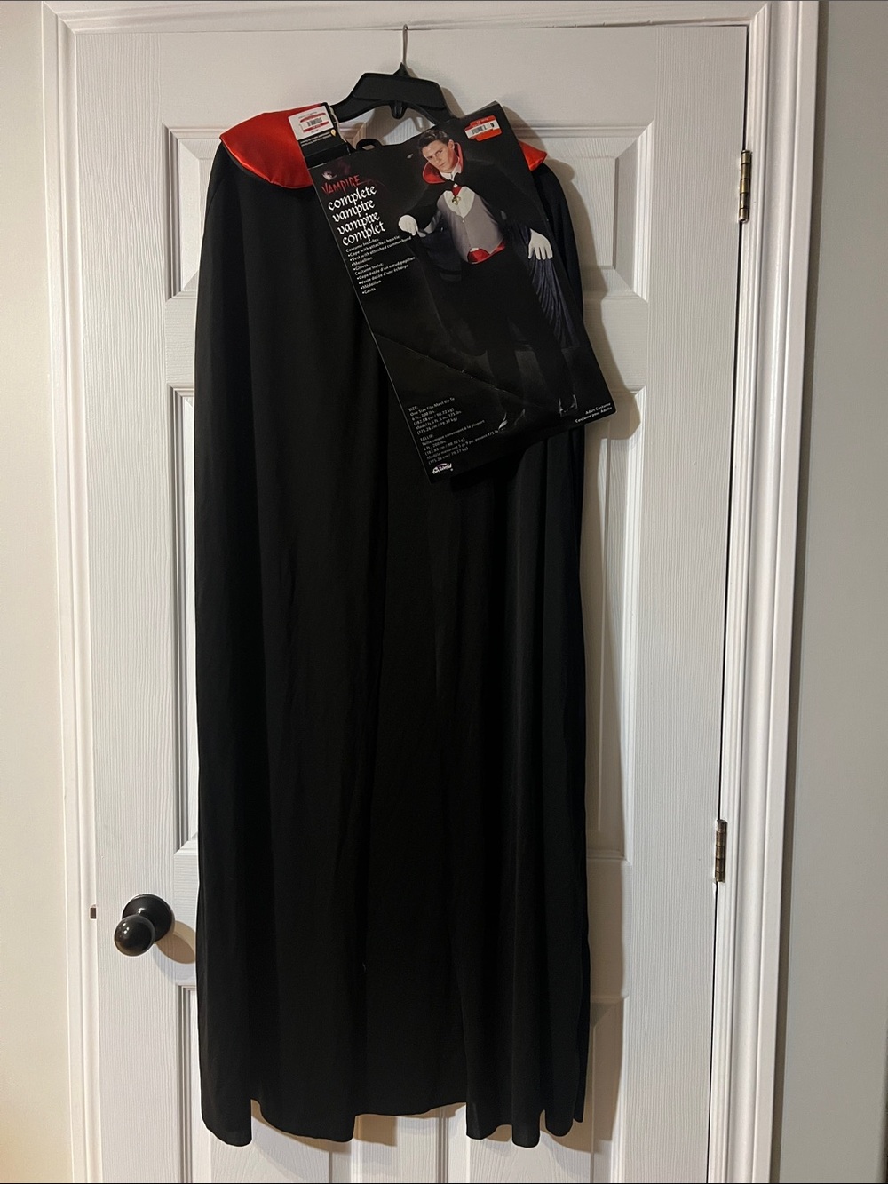 NWT- Dracula Men's costume